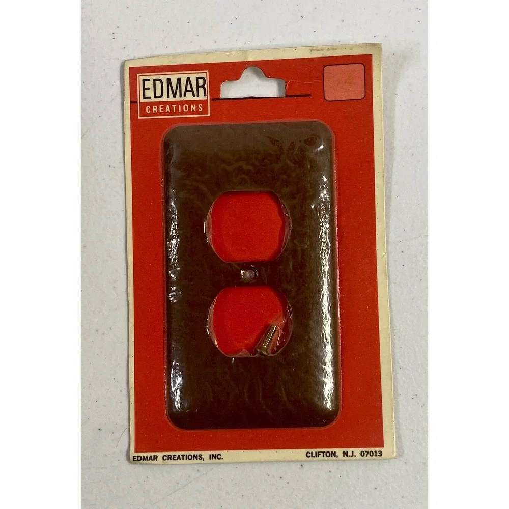 *BRAND NEW* Vintage Edmar Creations Metal Outlet Cover Dark Brown 1982 NOS